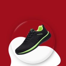 Cargar imagen en el visor de la galería, Zapatillas Deportivas Hombre Negras con Detalles Verdes y Malla Transpirable para Deporte y Uso Diario